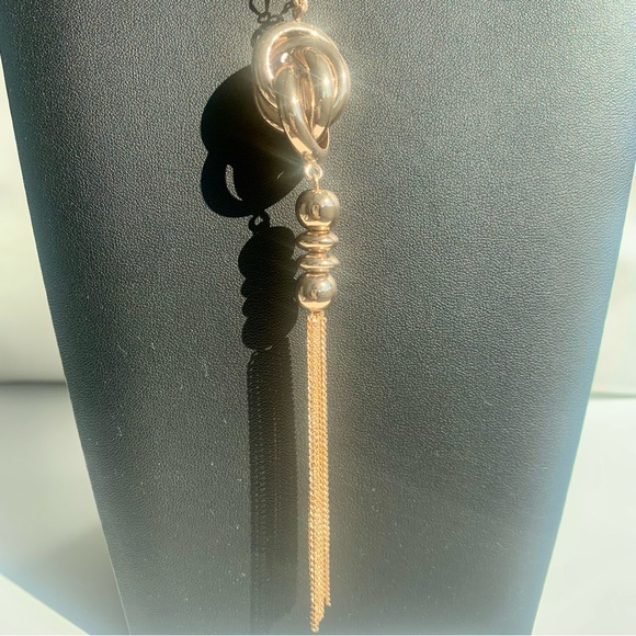 Kim Rogers Knotted Gold Tone Tassel 32” Necklace - Picture 4 of 6